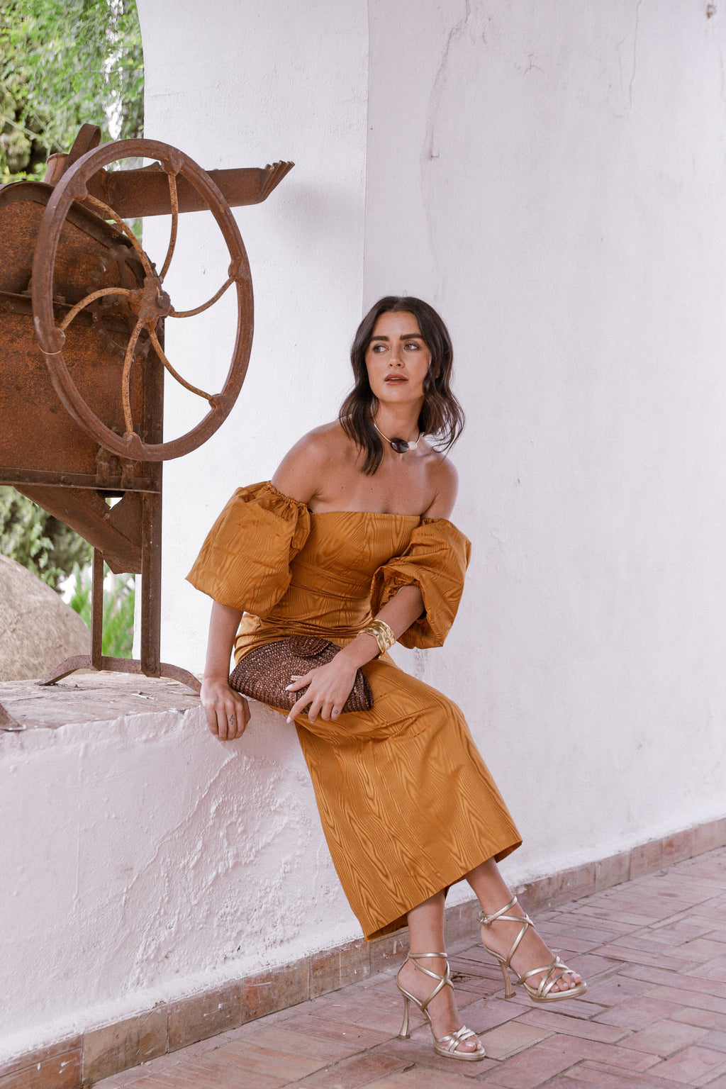 VESTIDO MARIANA CÚRCUMA